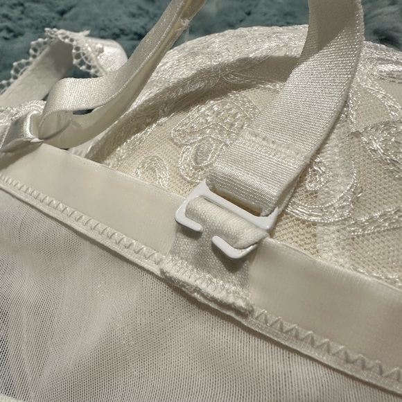 AUBADE Pour Toujours Cream Bra NWT 34F Color Opal - Picture 8 of 8
